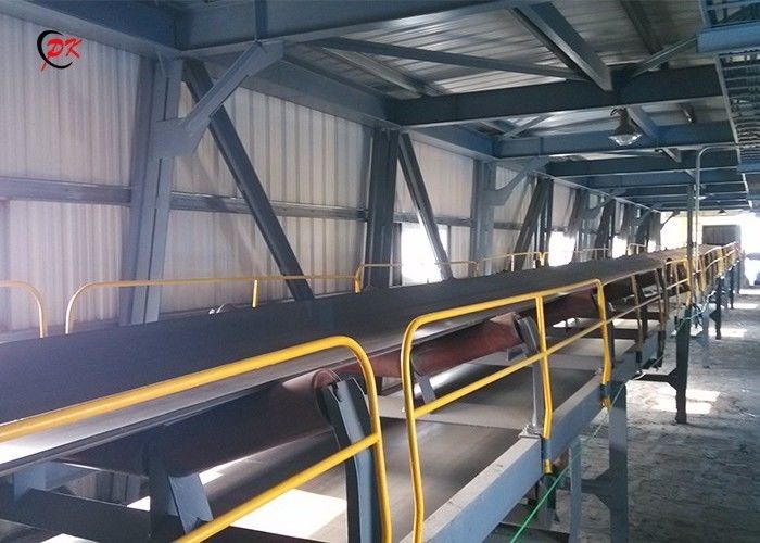 Incline Loading Fertilizer Roller Belt Conveyor With Rain Covers
